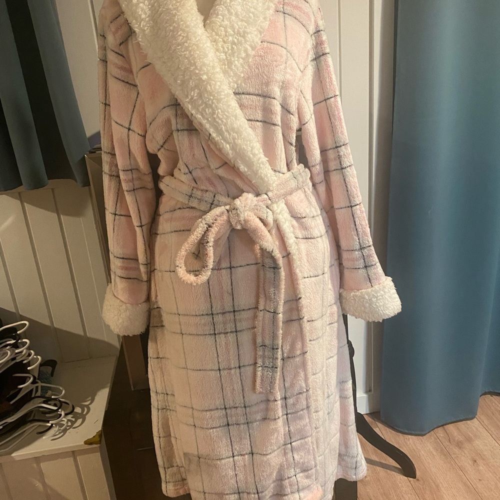 Plaid Pink and White Women's Robe